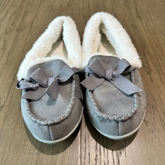 Sonoma Super Cozy Moccasin Slippers Women’s Size 7/8 Gray - Picture 5 of 7